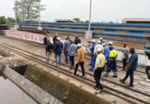 Lire la suite à propos de l’article Assemblée nationale: le Président Vital Kamerhe et les membres du bureau rendent un dernier hommage à la députée Sophie Kakudji Yumba.