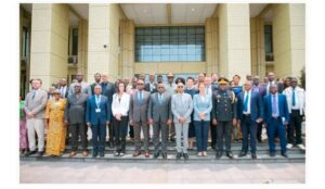 Lire la suite à propos de l’article Phénomène Mobondo en RDC : Le Gouvernement Congolais veut «restaurer son autorité et ramener la quiétude ».