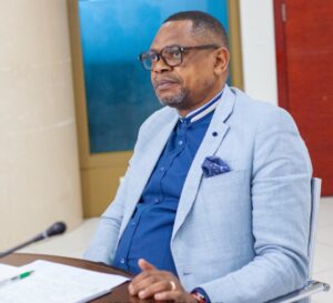 Postes et Télécoms : Le SG Aurélien Kamba Nsunda s&rsquo;engage a matérialiser les innovations de son Ministre.