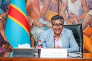 Lire la suite à propos de l’article RDC: La Première Ministre Judith Suminwa Tuluka a présidée une réunion de restitution de la mission technique du Fonds monétaire International (FMI).
