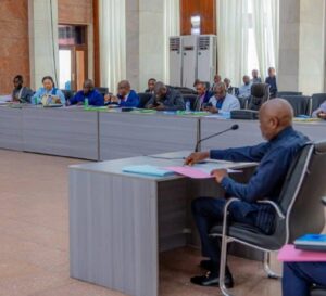 Assemblée Nationale : Vital Kamerhe auditionné par la commission spéciale et temporaire chargée d’examiner les pétitions contre cinq membres du bureau.