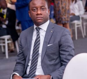 Plusieurs directions provinciales de l’ONEM se trouvent aujourd’hui menacées de fermeture pour non-paiement de loyers. : Fanon Beya lutte pour étouffer la vision de Fatshi dans le secteur d’emploi ! 