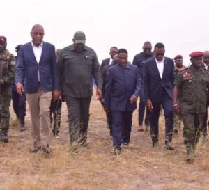 Aéroport international de Ndjili : Le Conseiller Spécial du Chef de l&rsquo;État le Professeur Eberande Kolongele a pris des mesures drastique contre les constructions anarchiques sur la servitude aéroportuaire.