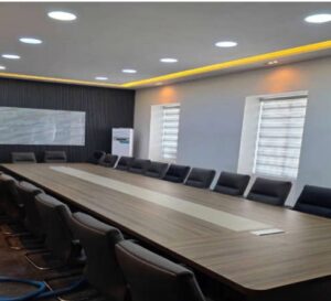 ONATRA SA La modernisation en marche sous l’impulsion du Chef de l’État : Martin Lukusa inaugure une salle ultra-moderne dédiée à la Direction commerciale