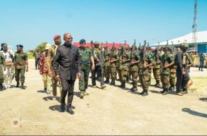 Lire la suite à propos de l’article Kalemie : La visite stratégique du VPM Guy Kabombo, un signal fort pour la montée en puissance de la Force navale