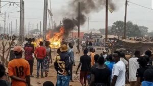 Lire la suite à propos de l’article ALERTE ROUGE À KOLWEZI : LA SUSPENSION DE L’ARTISANAT MINIER SANS ZEA MET LE KATANGA AU BORD DE L’EXPLOSION