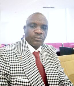 Lire la suite à propos de l’article Tanganyika : Le cri d’alarme de Me Kalinde Mutuka Bavon pour une rupture avec la « culture du silence » et des polémiques.